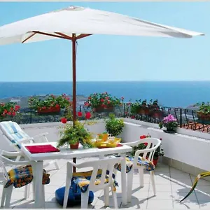 https://casa-bellavista-terzorio.hotelitalianriviera.com